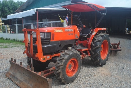 ขายรถไถ Kubota L 4508 (4WD) พร้อมดันหน้าและผานหลัง