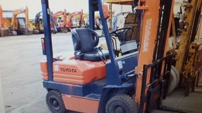 รถฟอร์คลิฟต์ Toyota เก่านอกไม่เคยใช้ในไทย  ใช้งานปกติ 110000