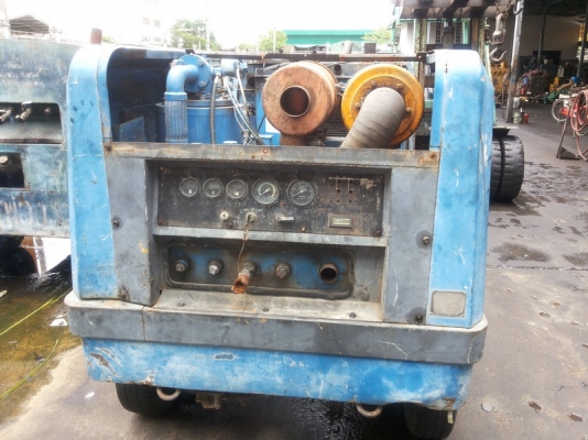 ขาย AIRMAN 390 เทอร์โบ 4สูบครับ ประหยัดน้ำมันครับ ราคา 360000 บาทครับ กำลังประกอบครับ เสร็จวันที่ 20-8-56