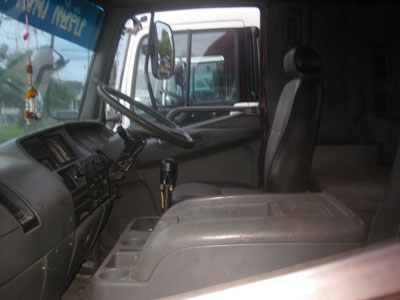 ขายหัวล้อหัวลาก Mitsu FN627 260 แรง ปี48 Uro2 พร้อมใช้ โทร 088-4501277