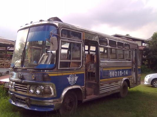 ขายรถบัสสภาพพร้อมใช้0816048084 ติดต่อคุณโจ