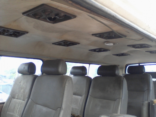 รถตู้ อีซูซุ บัดดี้ ISUZU BUDDY