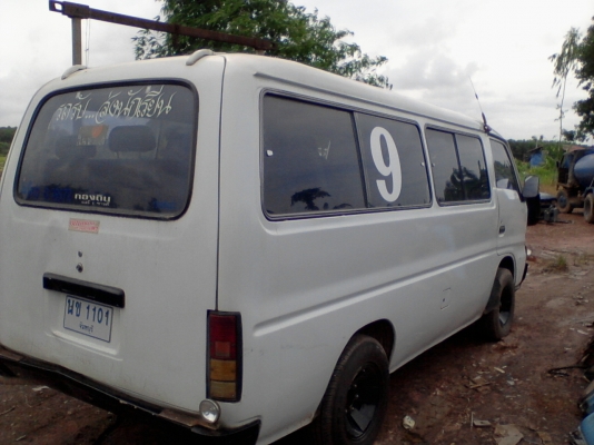 รถตู้ อีซูซุ บัดดี้ ISUZU BUDDY