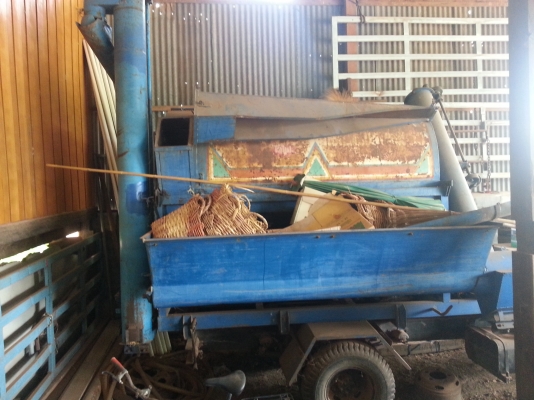 ขายรถ6ล้อ พร้อมกับเครื่องสีข้าว+ข้าวโพด จัมโบ้ บ.เกษตรพัฒนา 8ฟุต สภาพดี พร้อมใช้งาน