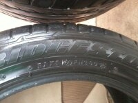 ขายยาง265/40/18RE050Aบริจโตน1คู่