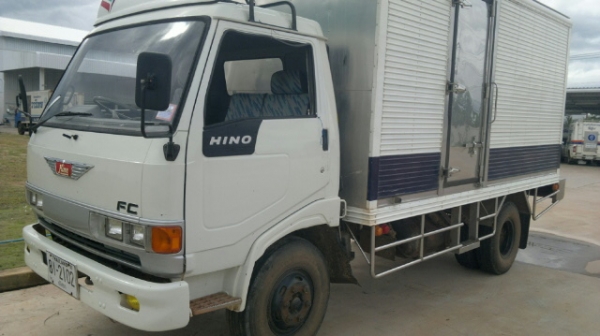 ขายด่วนหกล้อซุปเปอร์เสี่ยHINOFC2W 120แรงหัวคัชซีสภาพพร้อมใช้สุดๆรีบจอง 0843923995  0811838154