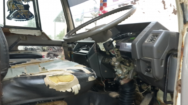 ขายด่วนไอ้หลงเบรคใหญ่ช่วงล่างใหญ่เกียร์ใหญ่สองเพลาดั้มFN527MAราคาถูกรีบจอง0843923995