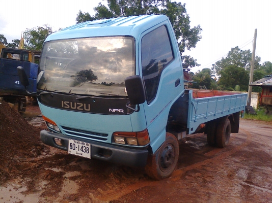 Isuzu NPR เครื่อง 100 Hp เกียสั้นยกหัวได้ คัชช KS ภาษี 57 Isuzu NPR เครื่อง 100 Hp เกียสั้นยกหัวได้ คัชช KS ภาษี 57