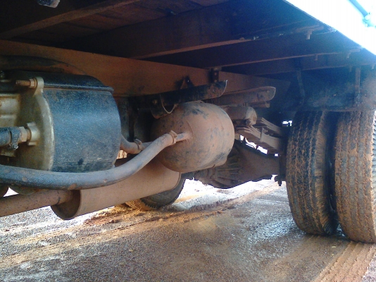 Isuzu NPR เครื่อง 100 Hp เกียสั้นยกหัวได้ คัชช KS ภาษี 57 Isuzu NPR เครื่อง 100 Hp เกียสั้นยกหัวได้ คัชช KS ภาษี 57