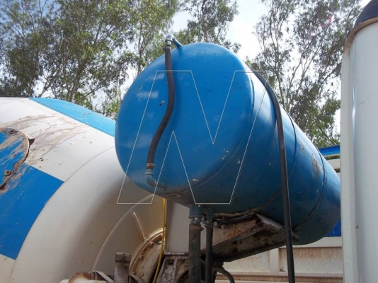 ขาย รถโม่ปูน 6 คิว โม่ตรง ( มิตซู 2 เพลา / ขาย 2 คัน! ) ขาย รถโม่ปูน 6 คิว โม่ตรง ( มิตซู 2 เพลา / ขาย 2 คัน! )