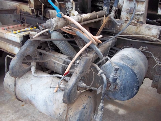 ขาย รถโม่ปูน 6 คิว โม่ตรง ( มิตซู 2 เพลา / ขาย 2 คัน! ) ขาย รถโม่ปูน 6 คิว โม่ตรง ( มิตซู 2 เพลา / ขาย 2 คัน! )