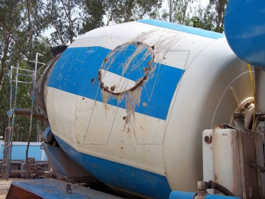 ขาย รถโม่ปูน 6 คิว โม่ตรง ( มิตซู 2 เพลา / ขาย 2 คัน! ) ขาย รถโม่ปูน 6 คิว โม่ตรง ( มิตซู 2 เพลา / ขาย 2 คัน! )