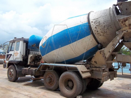 ขาย รถโม่ปูน 6 คิว โม่ตรง ( มิตซู 2 เพลา / ขาย 2 คัน! ) ขาย รถโม่ปูน 6 คิว โม่ตรง ( มิตซู 2 เพลา / ขาย 2 คัน! )