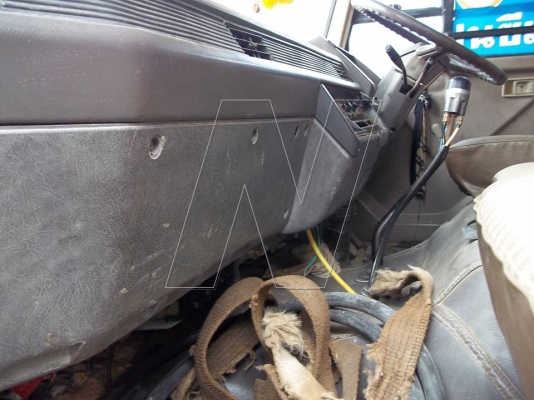 ขาย รถโม่ปูน 6 คิว โม่ตรง ( มิตซู 2 เพลา / ขาย 2 คัน! ) ขาย รถโม่ปูน 6 คิว โม่ตรง ( มิตซู 2 เพลา / ขาย 2 คัน! )