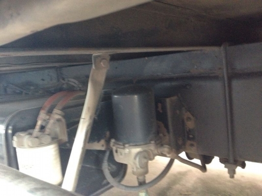 รถฮีโน่ 10 ล้อ ตู้เย็น 260 แรงม้า ปี 46  สนใจติดต่อ 081 - 6079515