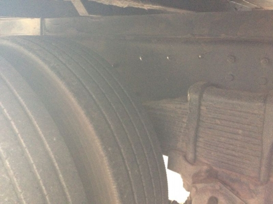 รถฮีโน่ 10 ล้อ ตู้เย็น 260 แรงม้า ปี 46  สนใจติดต่อ 081 - 6079515