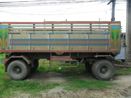 พ่วง อู่ พงษ์ไพบูลย์ 2 คาน ปี 2004