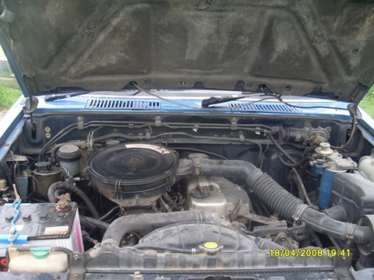 ขาย Nissan Big-m สภาพพร้อมใช้ 100\% ราคา83,000 บาท ขาย Nissan Big-m สภาพพร้อมใช้ 100\% ราคา83,000 บาท