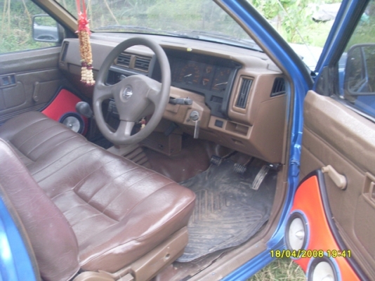 ขาย Nissan Big-m สภาพพร้อมใช้  100\% ราคา83,000 บาท