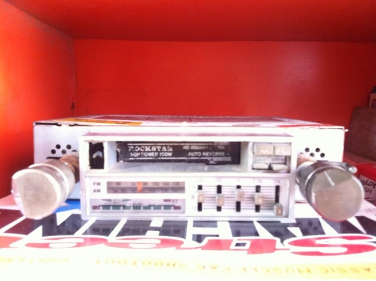 ขายวิทยุติดรถโบราณ เรโทร คลาสสิค สวยๆหลายตัว ราคาถูก ขายวิทยุติดรถโบราณ เรโทร คลาสสิค สวยๆหลายตัว ราคาถูก
