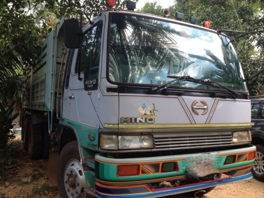 รถฮีโน่ 10 ล้อดั้ม FM3H เปลื่ยนเครื่อง 210 แรงม้า  สนใจติดต่อ 081 - 6079515