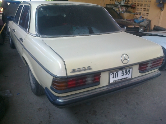 ขายรถBENZ123 ราคาถูกๆ วิ่งทางไกลได้เลย