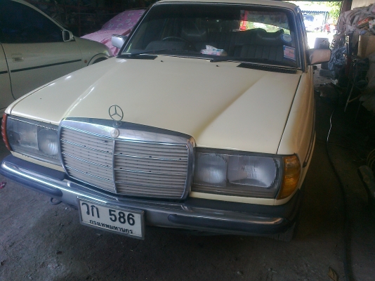 ขายรถBENZ123 ราคาถูกๆ วิ่งทางไกลได้เลย