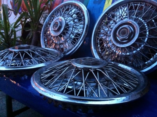 ฝาครอบล้อ สแตนเลส รถอเมริกัน ขอบ14