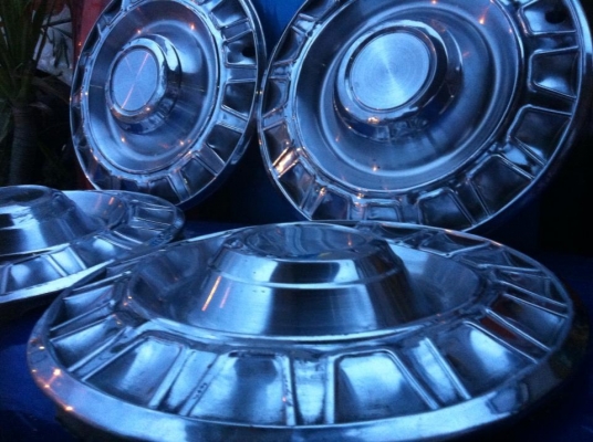 ฝาครอบล้อ สแตนเลส รถอเมริกัน ขอบ14