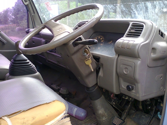 NPR66LX5T 120 ฝาขาว รถห้างแท้ เดิมๆ ใช้งานน้อย