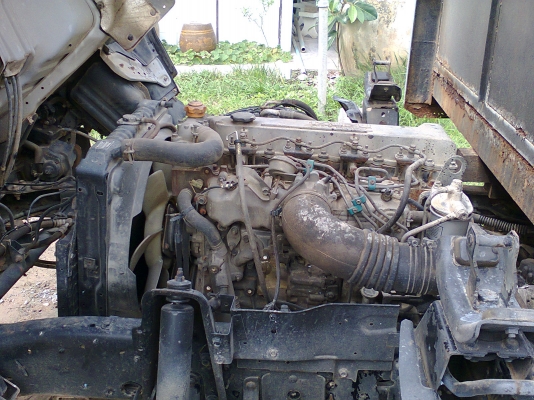 NPR66LX5T 120 ฝาขาว รถห้างแท้ เดิมๆ ใช้งานน้อย