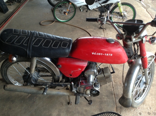 รถจักรยานยนต์ ซูซุกิ A 100 ราคา 15,000.- รถจักรยานยนต์ ซูซุกิ A 100 ราคา 15,000.-