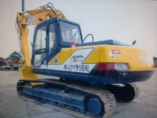 ขายแล้วออกเดินทางแล้วsk200มารทีเก๋งเทา ทำสีนอกเก๋งน้ำเงินกลองเดี่ยว