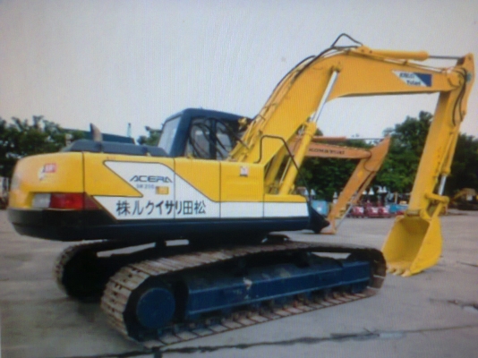 ขายแล้วออกเดินทางแล้วsk200มารทีเก๋งเทา ทำสีนอกเก๋งน้ำเงินกลองเดี่ยว