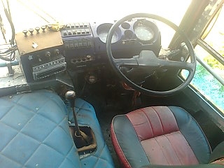 ขายรถบัสพัดลม HINO คัสซี BX320-40693 เครื่อง HINO EM700-40900 150 แรงม้า ยาว 10.50 เมตร 45 ที่นั่ง ราคา 200000