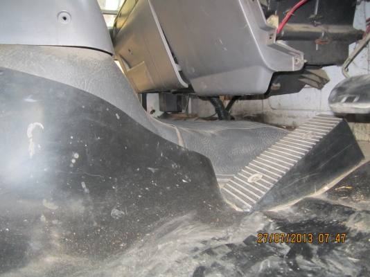 FF1J-เครื่องJO8C-220แรง-ตู้แห้ง3บานสภาพพร้อมใช้-หัวครัชซี820,000 FF1J-เครื่องJO8C-220แรง-ตู้แห้ง3บานสภาพพร้อมใช้-หัวครัชซี820,000