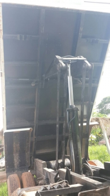 ขายด่วนหกล้อดั้มISUZUROCKY175ดั้มของแท้ยาง900 8น็อตหน้าหลังรีจอง0843923995 0811838154