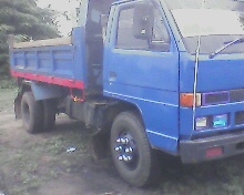 ขายisuzu6ล้อ 115 ดั้มดิน Fหลังแล้วเกียร์ล๊อกกี้พาเวอร์พร้อมลุยเลย