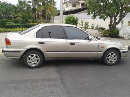 ขาย civic EK ปี98 auto 125,000