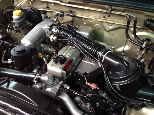 ขายรถ NISSAN FRONTIER สีบรอนซ์ทอง เครืองยนต์ 2.7 TL ปี05ทะเบียนเต็มพร้อมโอน โทร 0831799040 โส