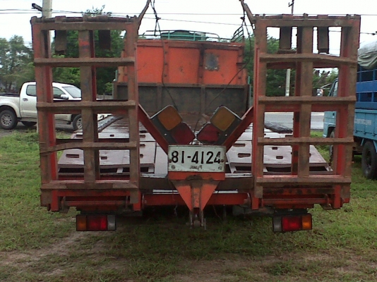 ---ขาย10ล้อหัวยาวเพลาเดียวบรรทุกรถเกี่ยว---