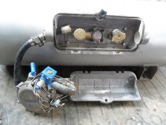 หม้อตัมพร้อม ถังแก็ส เหมาทั้งชุด หม้อตัมพร้อม ถังแก็ส เหมาทั้งชุด