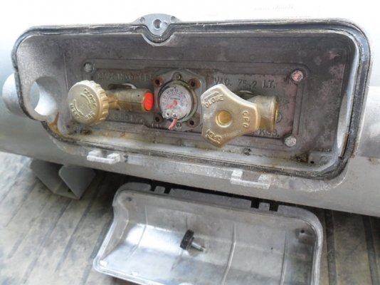 หม้อตัมพร้อม ถังแก็ส เหมาทั้งชุด หม้อตัมพร้อม ถังแก็ส เหมาทั้งชุด