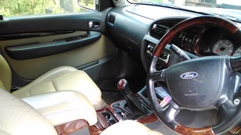 ขาย ford everest 2.5 ขาย ford everest 2.5