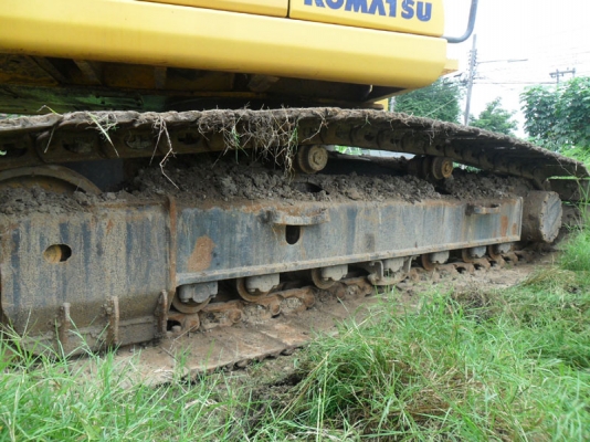 Komatsu PC200-7 12000 ชม. รถสวย สีเดิม ช่วงล่างเต็ม บูมอาร์มสวย ปี 2006