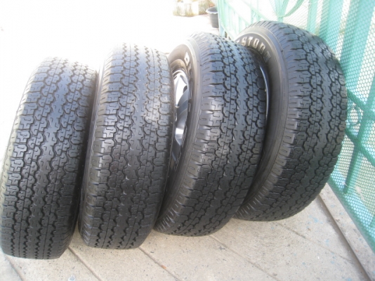 ขายล้อแม็ก Chevrolet 16"x6.5" et33 6รู139 + ยางปี 1112  สนใจติดต่อ เล็กคลองสามครับ (081-3747940)