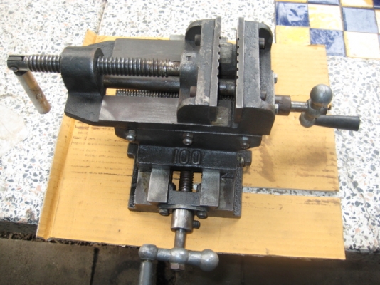 ขายปากกาจับชิ้นงาน4นิ้วเก่าเก็บ 2,500