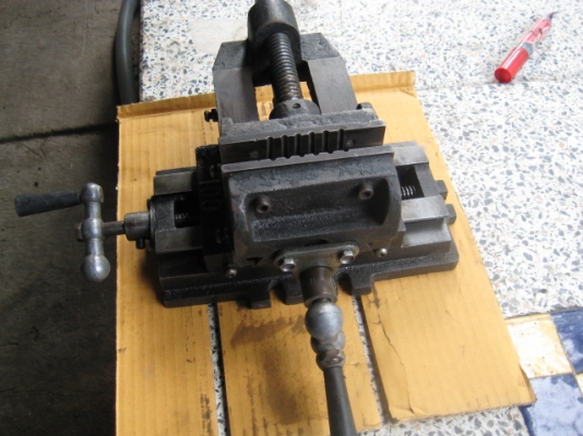 ขายปากกาจับชิ้นงาน4นิ้วเก่าเก็บ 2,500