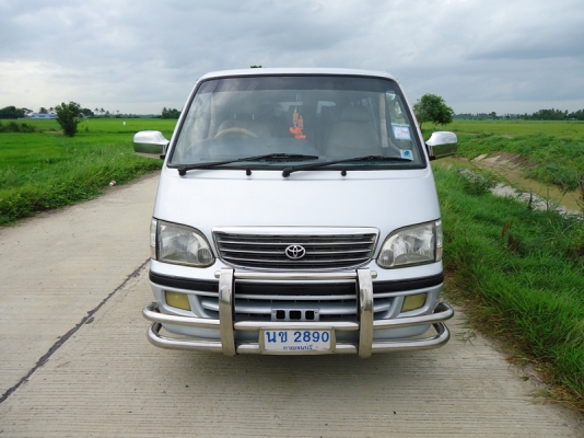 รถตู้  Toyota  hiace ปี 2000  ขับดี ประหยัด เอกสารพร้อมโอน สภาพดี พร้อม