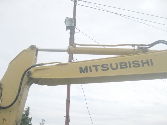 ขายแบคโฮ MITSUBISHE แบบ MS070-2